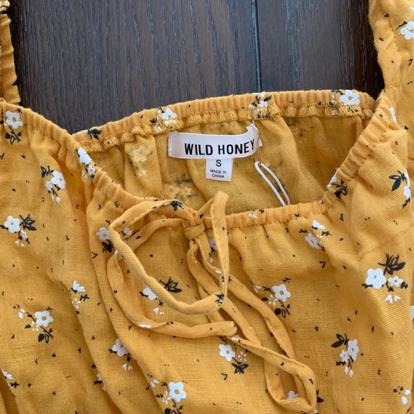 Yellow Floral Crop Top - Picture 3 of 3